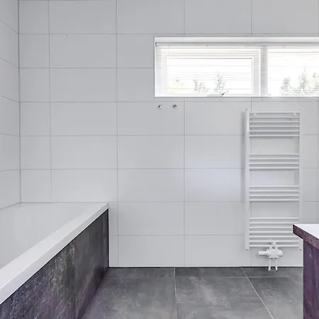 Prachtige Op Boslust Met Bioscoop En Sauna 别墅 皮滕