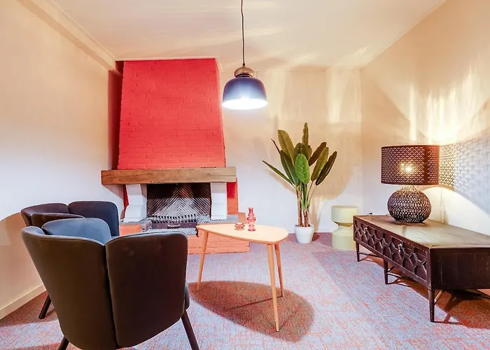 Beautiful On Park Boslust With Cinema 别墅 *